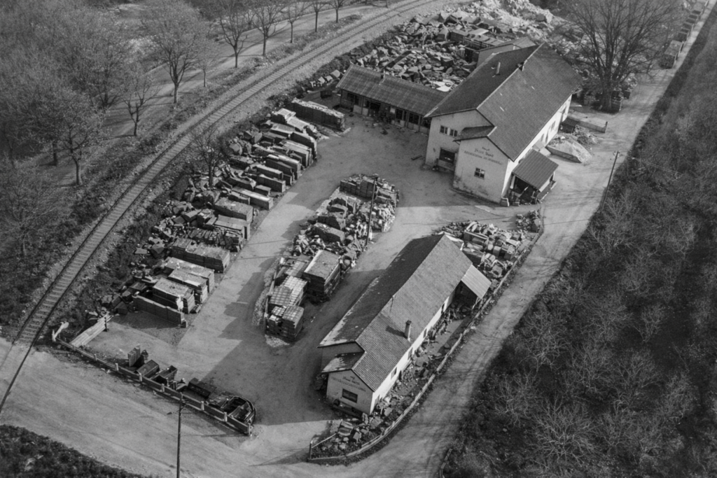 1954 Construction d’un nouveau dépôt et halle de fabrication