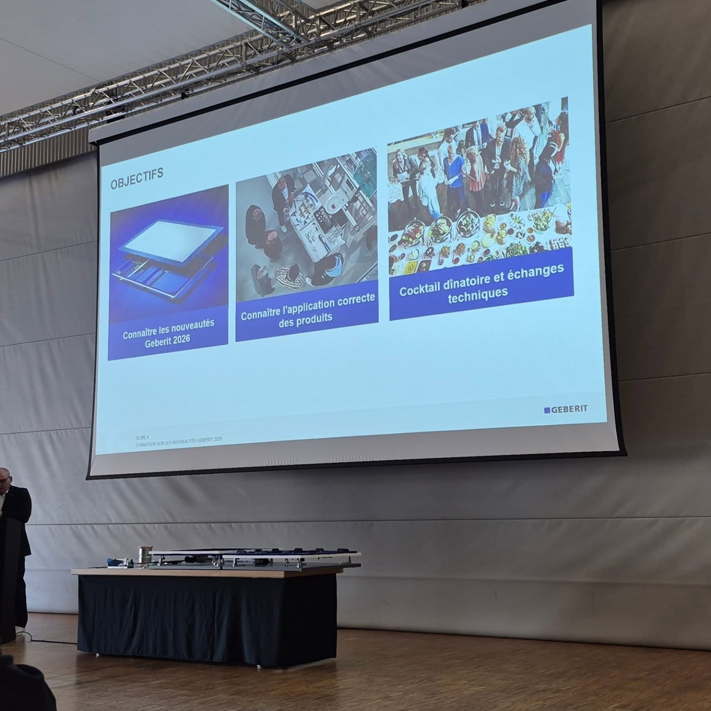 Une belle occasion de découvrir les nouveautés, d’échanger avec les experts et de rester à la pointe des solutions pour nos clients. Merci aux équipes @geberit_ch pour l’organisation 👏 #Geberit #news #Sanitaire #Construction #accueil